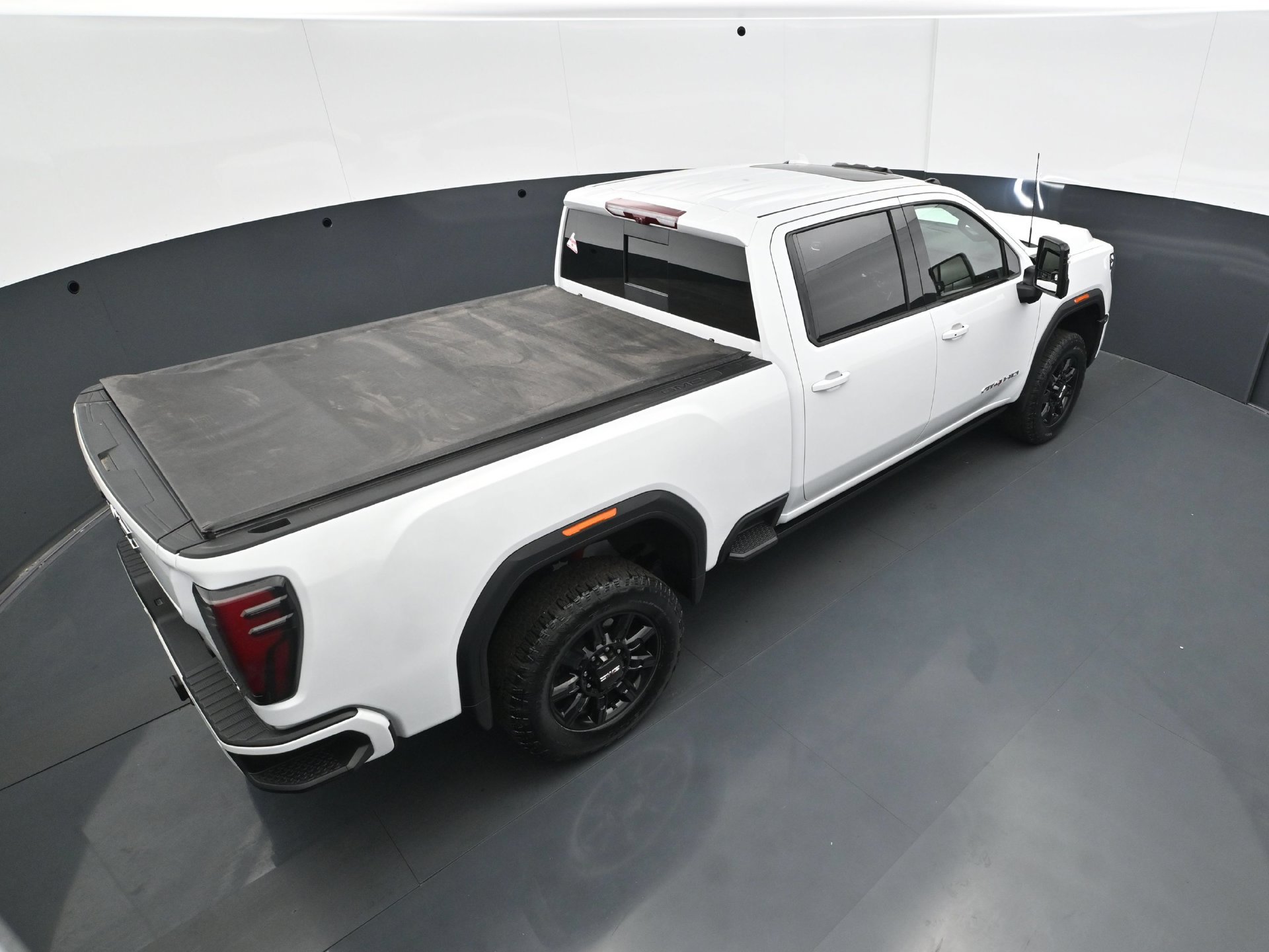 Used 2026 GMC Sierra 3500 AT4 w/ AT4 Premium Plus Package AWD/4WD image 38
