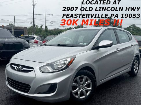 Used 2013 Hyundai Accent GS FWD image 1
