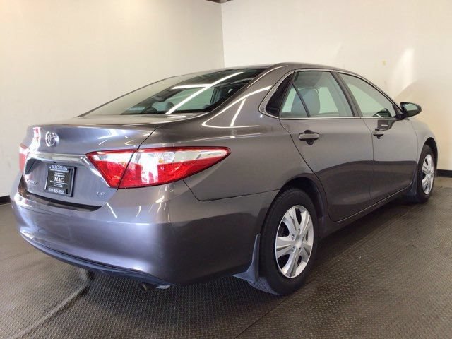 Used 2017 Toyota Camry LE FWD image 6