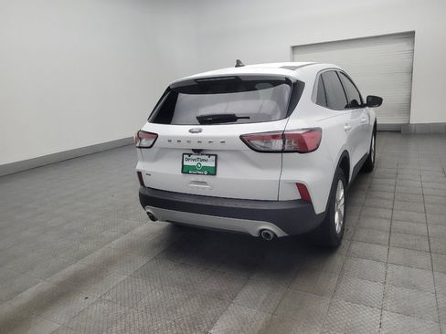 Used 2021 Ford Escape SE FWD image 9
