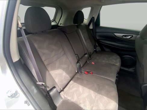 Used 2016 Nissan Rogue SV FWD image 20