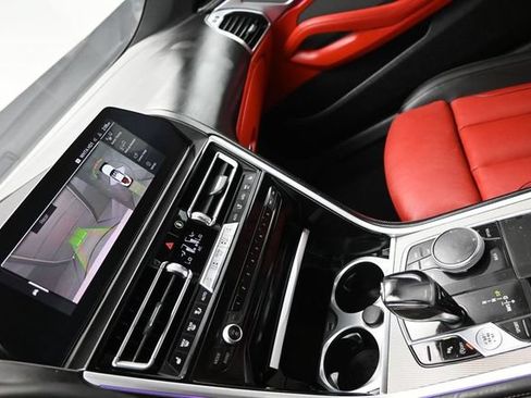 Used 2020 BMW 840i Coupe w/ M Sport Package RWD image 18