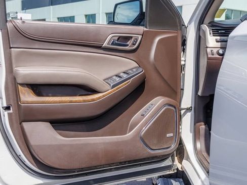 Used 2018 GMC Yukon Denali w/ Open Road Package AWD/4WD image 16