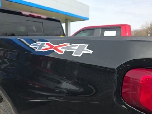 Used 2023 Chevrolet Silverado 1500 RST w/ Convenience Package II image 5