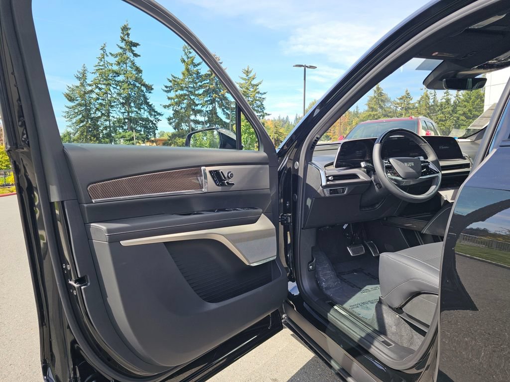 New 2027 Cadillac Vistiq Luxury AWD/4WD image 23