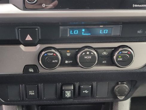 Used 2021 Toyota Tacoma SR5 RWD image 19