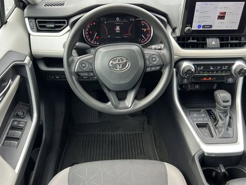 Used 2023 Toyota RAV4 XLE w/ Convenience Package FWD image 12