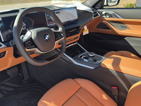 New 2026 BMW 430i Coupe w/ Premium Package image 9