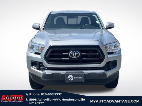 Used 2022 Toyota Tacoma SR AWD/4WD image 4