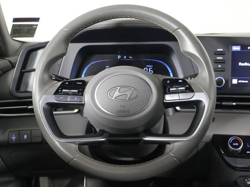 Certified 2025 Hyundai Elantra Sport FWD image 30