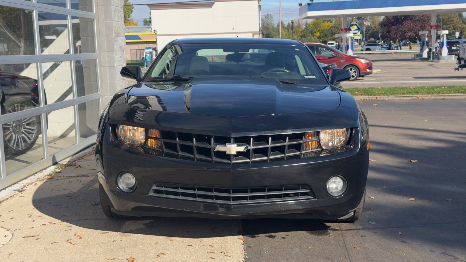 Used 2010 Chevrolet Camaro LT RWD image 2