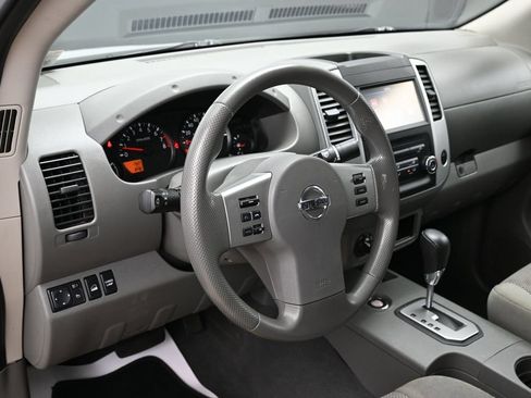 Used 2021 Nissan Frontier SV AWD/4WD image 14