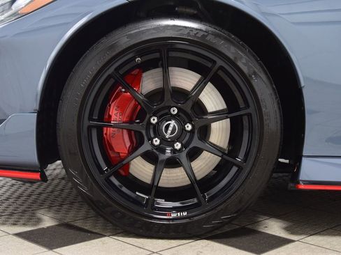 Used 2024 Nissan Z NISMO w/ Floor Mat Package RWD image 27