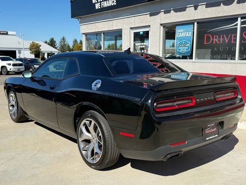 Used 2015 Dodge Challenger SXT Plus image 4