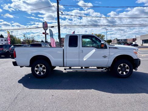 Used 2011 Ford F250 Lariat w/ Chrome Pkg image 7