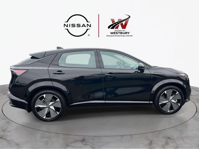 Used 2024 Nissan Ariya AWD image 5