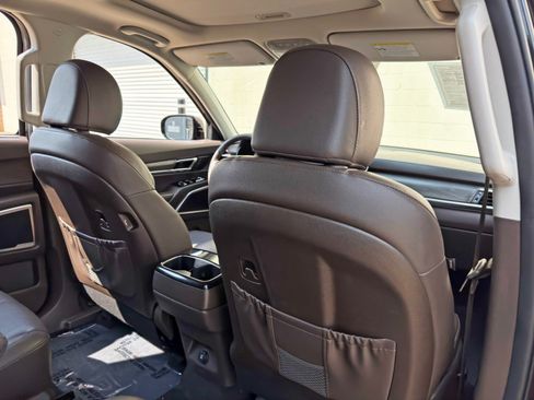 Used 2021 Kia Telluride SX w/ Nightfall Edition Package AWD/4WD image 36