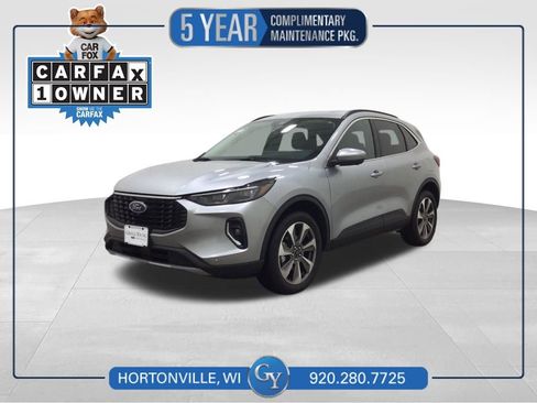Used 2023 Ford Escape Platinum image 1