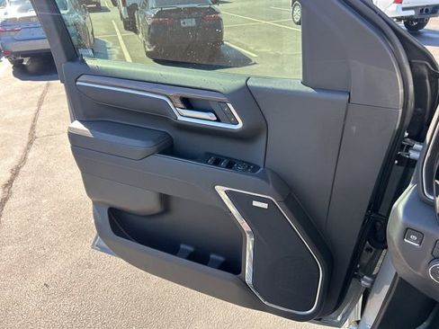 Used 2026 Chevrolet Silverado 1500 LT Trail Boss w/ Convenience Package II image 26