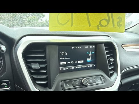 Used 2019 GMC Acadia SLE image 18