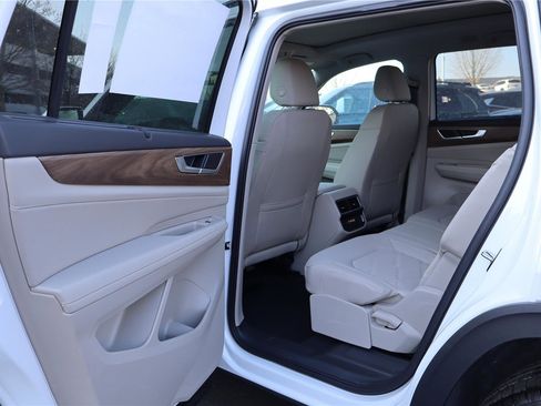 New 2026 Volkswagen Atlas SE image 22