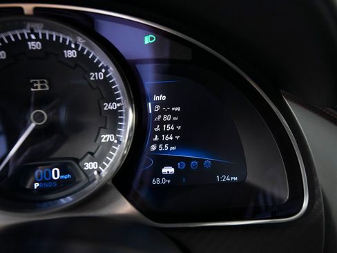 Used 2019 Bugatti Chiron AWD/4WD image 31