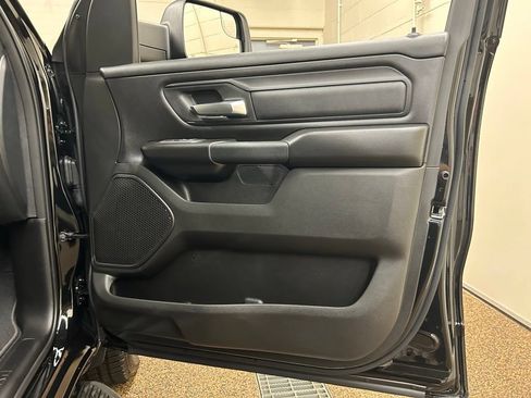 New 2026 RAM 1500 Express AWD/4WD image 16