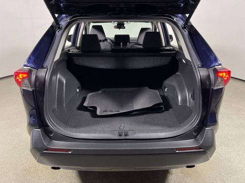 Certified 2025 Toyota RAV4 XLE w/ Convenience Package image 10