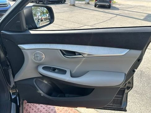 Used 2023 INFINITI QX50 Sensory AWD/4WD image 24