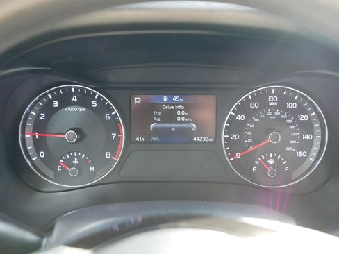 Certified 2022 Kia Forte LXS w/ LXS Technology Package image 21