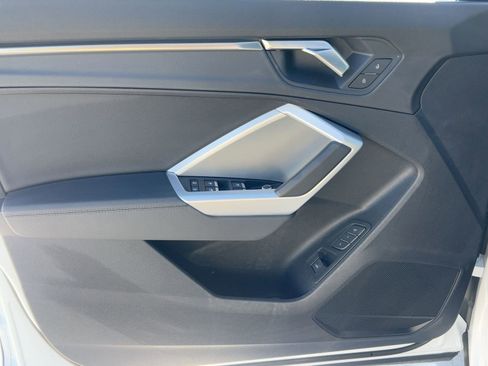 Certified 2025 Audi Q3 2.0T Premium w/ Convenience Package image 13