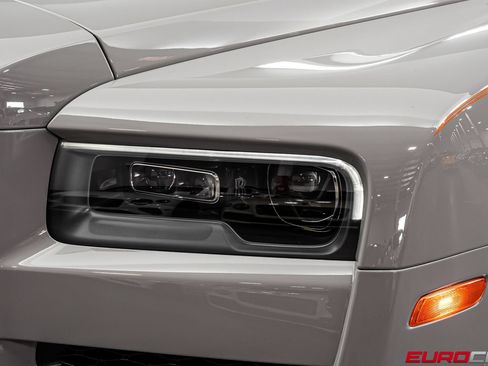 Used 2023 Rolls-Royce Cullinan AWD/4WD image 12