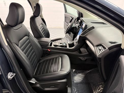 Used 2023 Ford Edge SEL w/ Convenience Package image 14