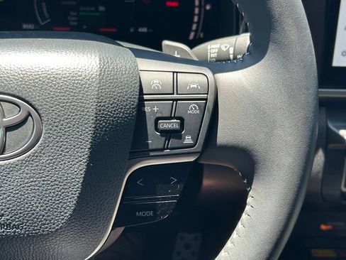 Used 2026 Toyota Camry SE w/ Multimedia Upgrade Package FWD image 38