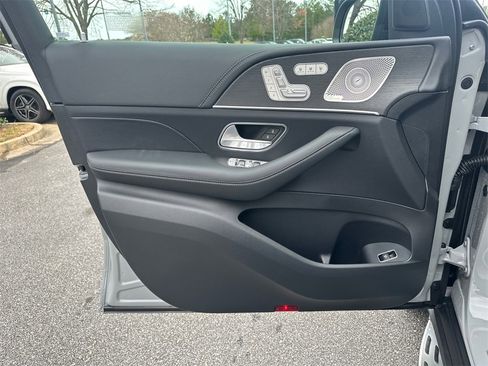 New 2025 Mercedes-Benz GLE 53 AMG 4MATIC Coupe image 10