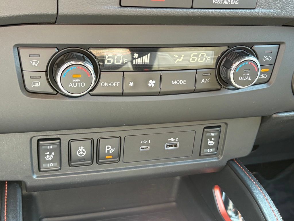 Used 2023 Nissan Frontier PRO-4X w/ Pro Convenience Package AWD/4WD image 12