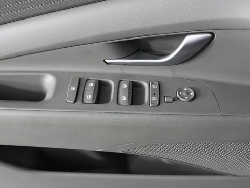 Certified 2023 Hyundai Elantra SEL FWD image 22