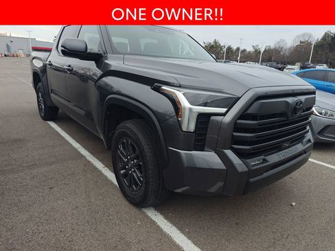 Used 2025 Toyota Tundra SR5 w/ SR5 Convenience Package image 3