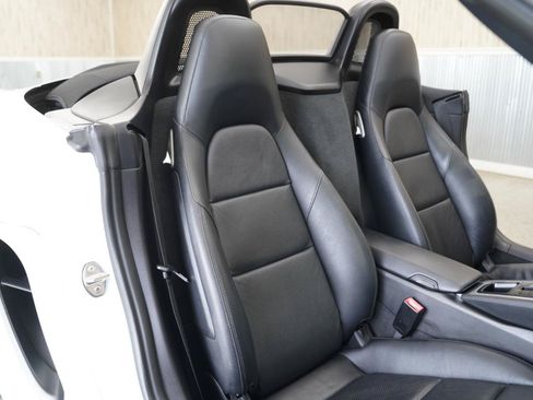 Used 2016 Porsche Boxster RWD image 30