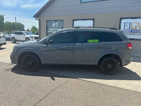Used 2020 Dodge Journey SE w/ SE Popular Equipment Group FWD image 8