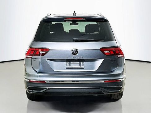 Used 2022 Volkswagen Tiguan SE AWD/4WD image 6