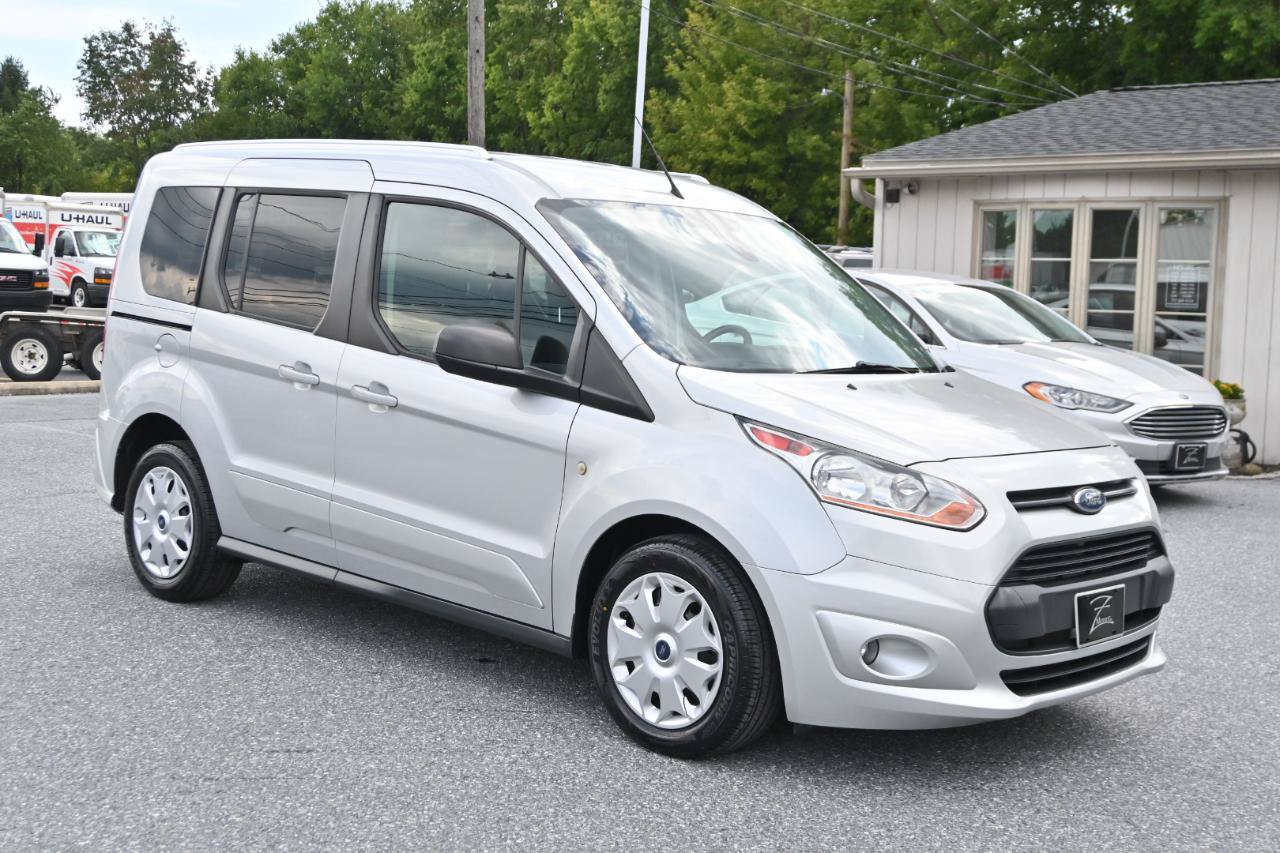 Used 2017 Ford Transit Connect XLT FWD image 4