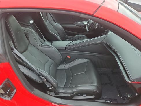 Used 2021 Chevrolet Corvette Stingray Coupe w/ 1LT RWD image 24
