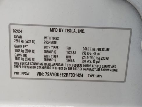 Used 2024 Tesla Model Y Long Range image 27