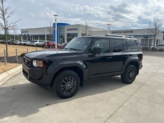 Used 2024 Toyota Land Cruiser video 3