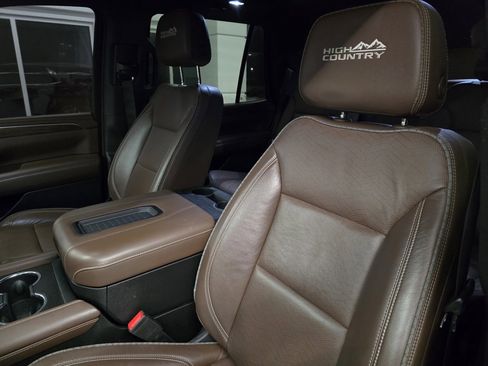 Used 2023 Chevrolet Tahoe High Country image 19