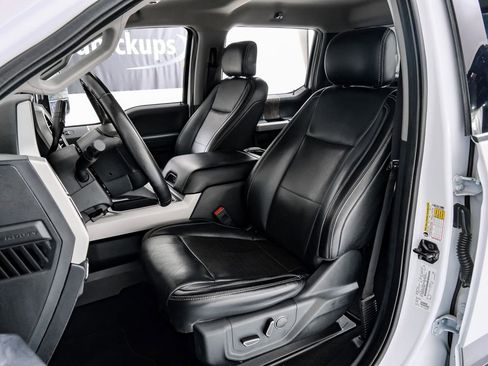 Used 2019 Ford F250 Lariat w/ Lariat Value Package image 24