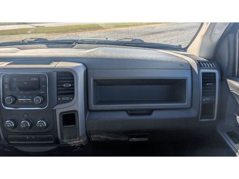 Used 2016 RAM 1500 Express AWD/4WD image 27