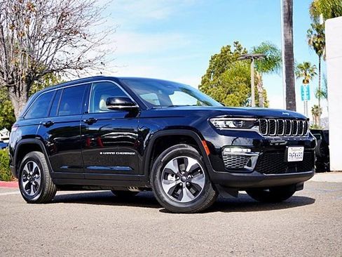 Used 2024 Jeep Grand Cherokee Limited 4xe image 2