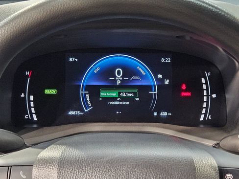 Used 2025 Toyota Camry LE FWD image 15